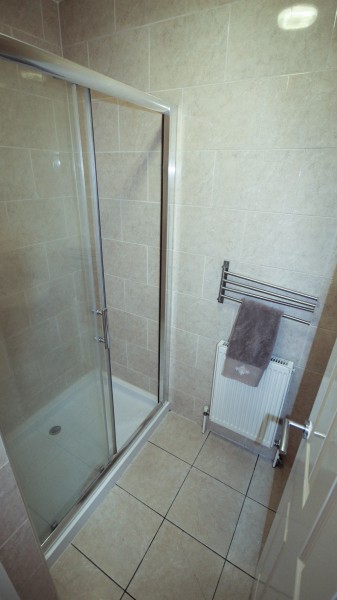 Shower Room at 311A Ecclesall Road